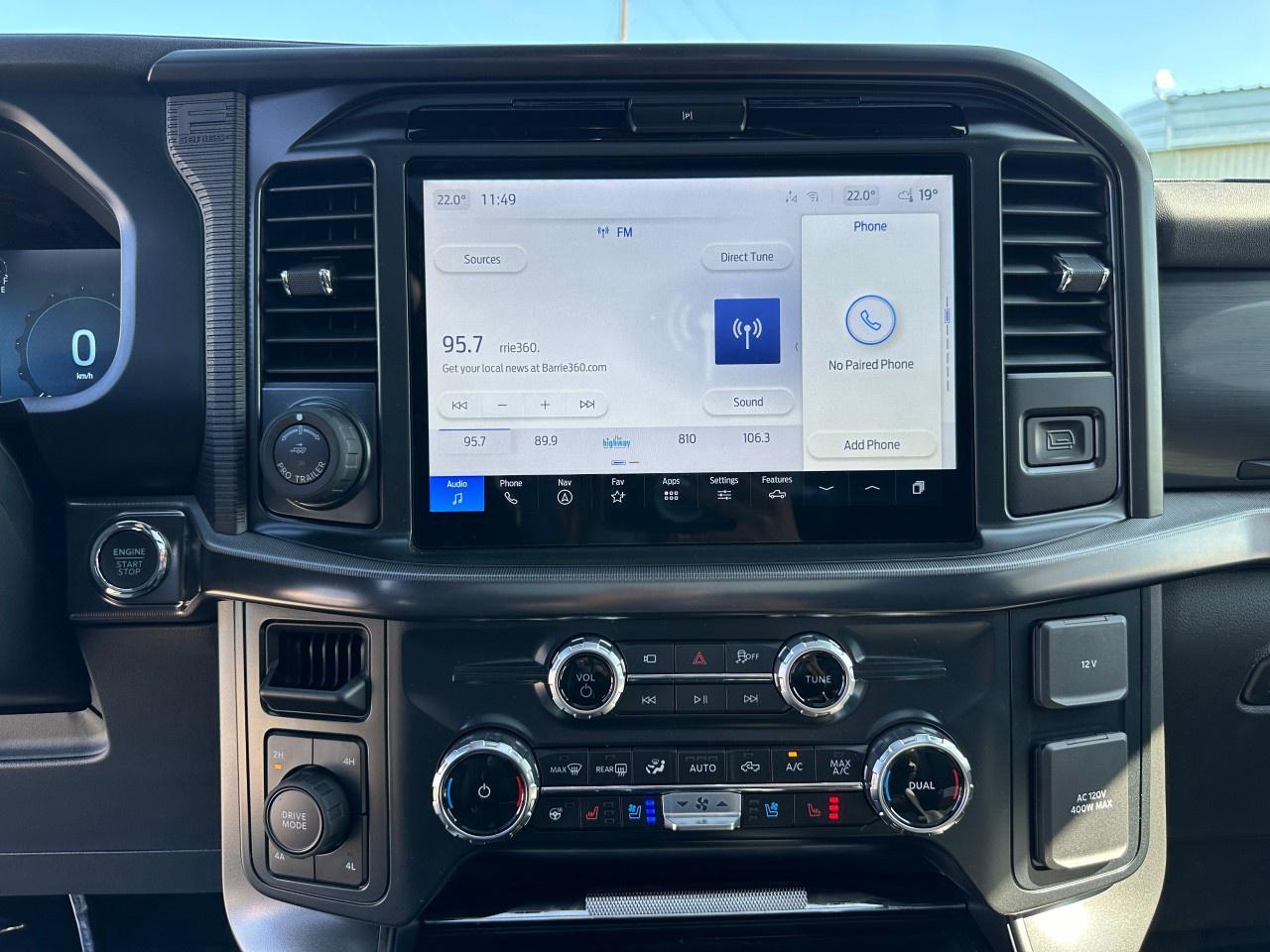 2025 Ford F-150 Lariat 4WD SuperCrew 5.5' Box Photo