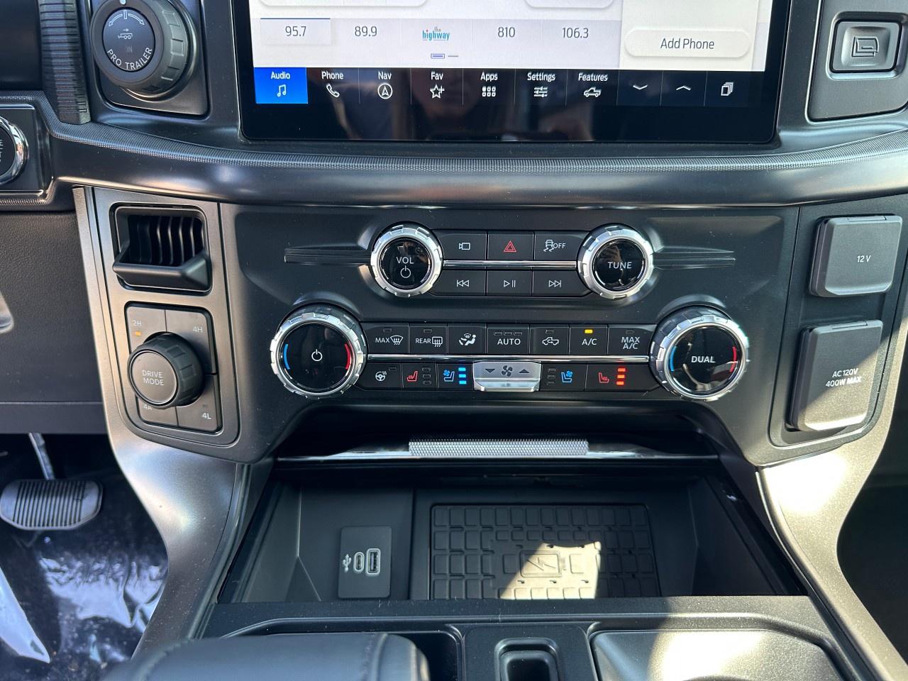 2025 Ford F-150 Lariat 4WD SuperCrew 5.5' Box Photo