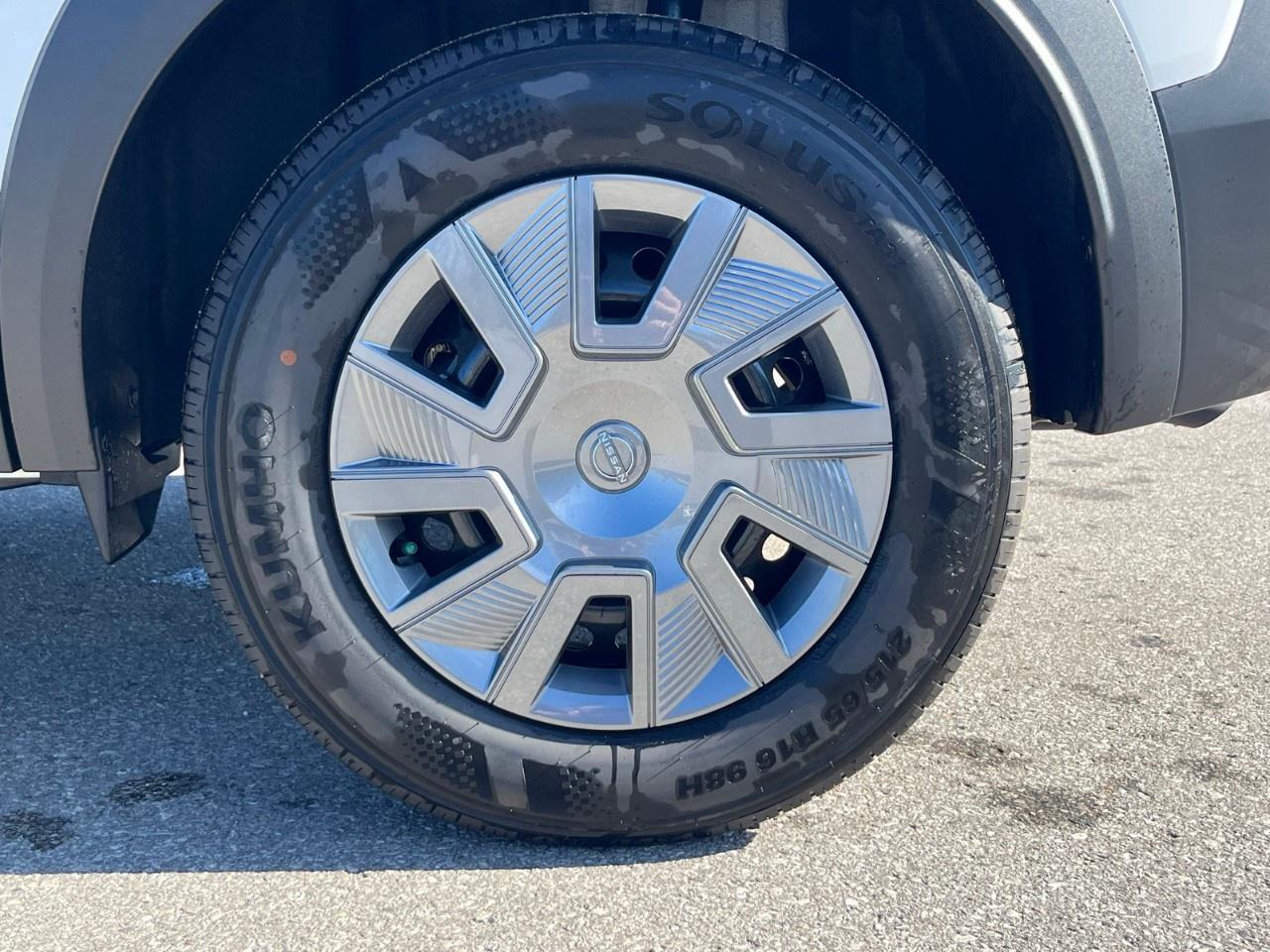 2026 Nissan Kicks S AWD Photo