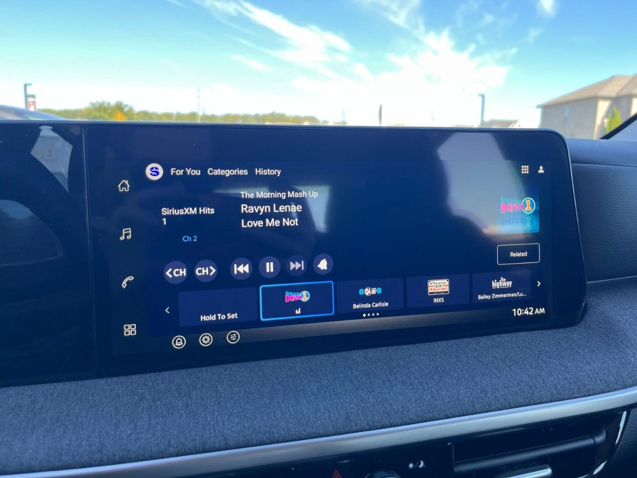 2026 Nissan Kicks S AWD Photo