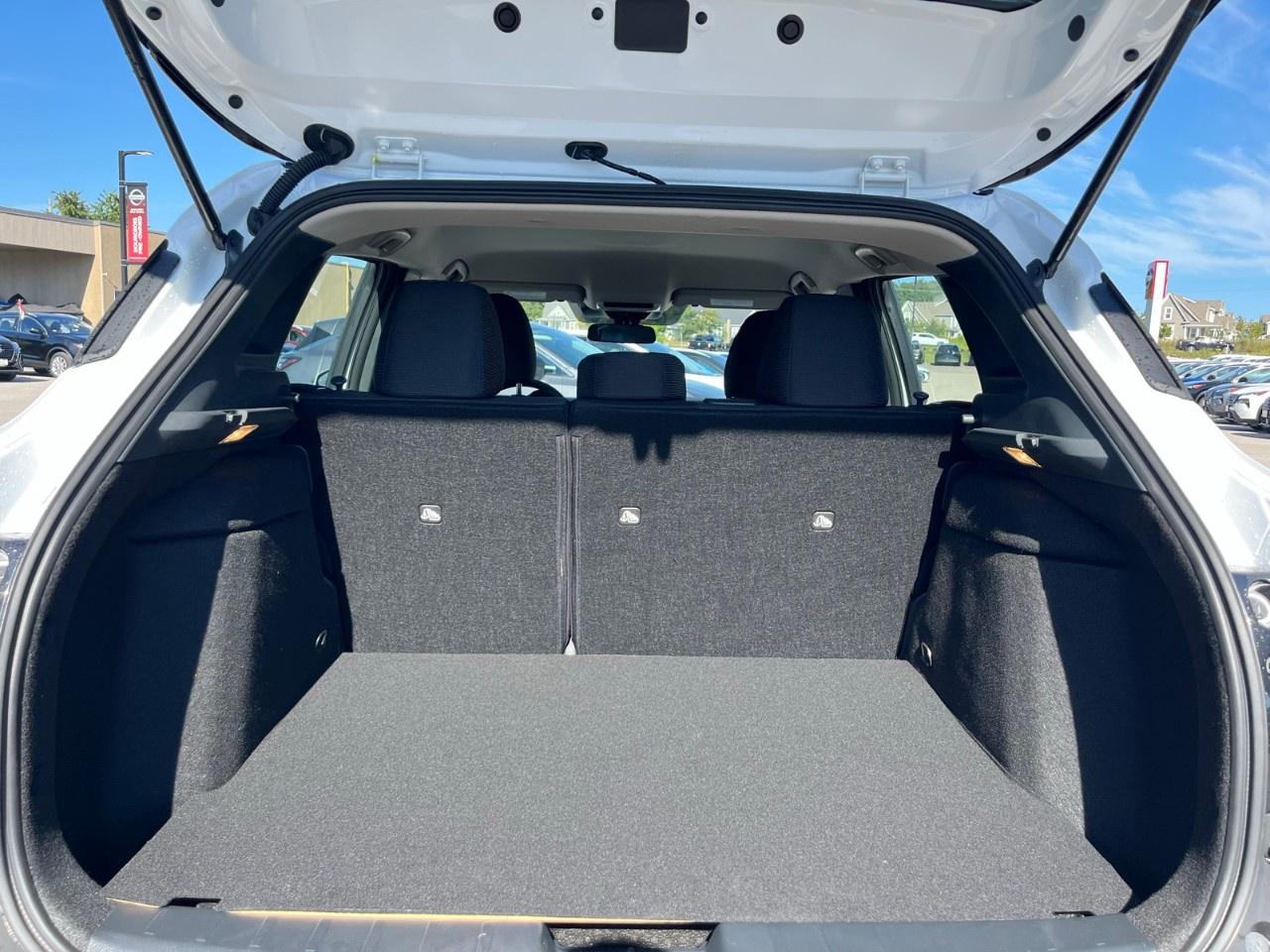 2026 Nissan Kicks S AWD Photo