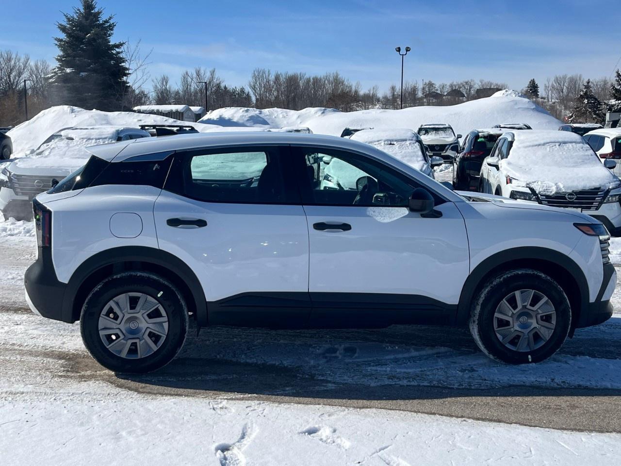 2026 Nissan Kicks S AWD Photo