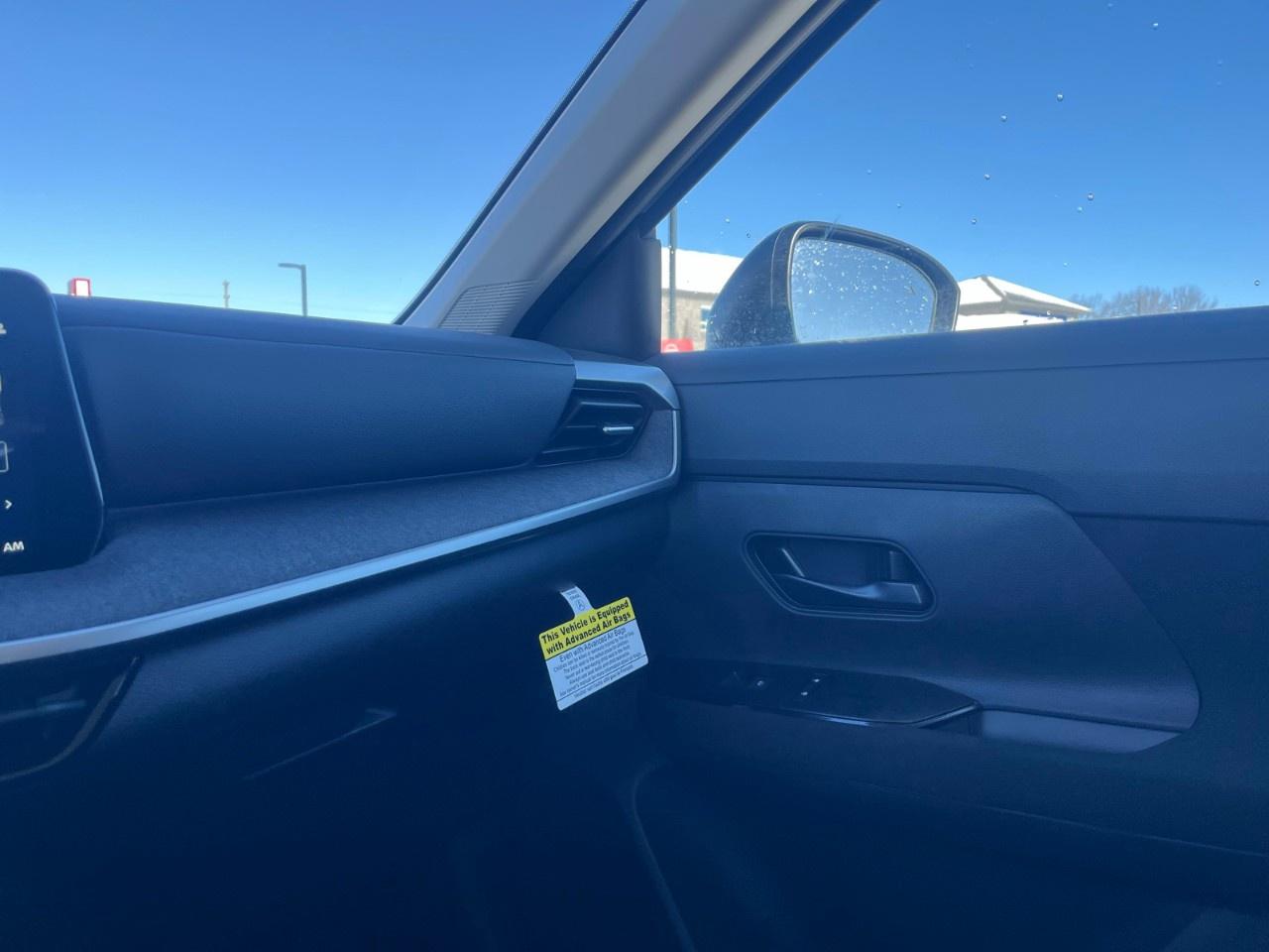 2026 Nissan Kicks S AWD Photo