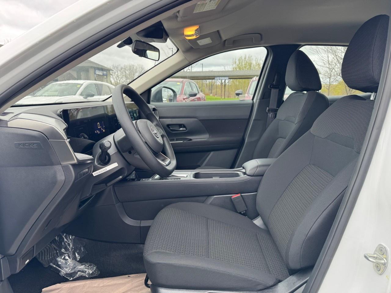 2026 Nissan Kicks S AWD Photo
