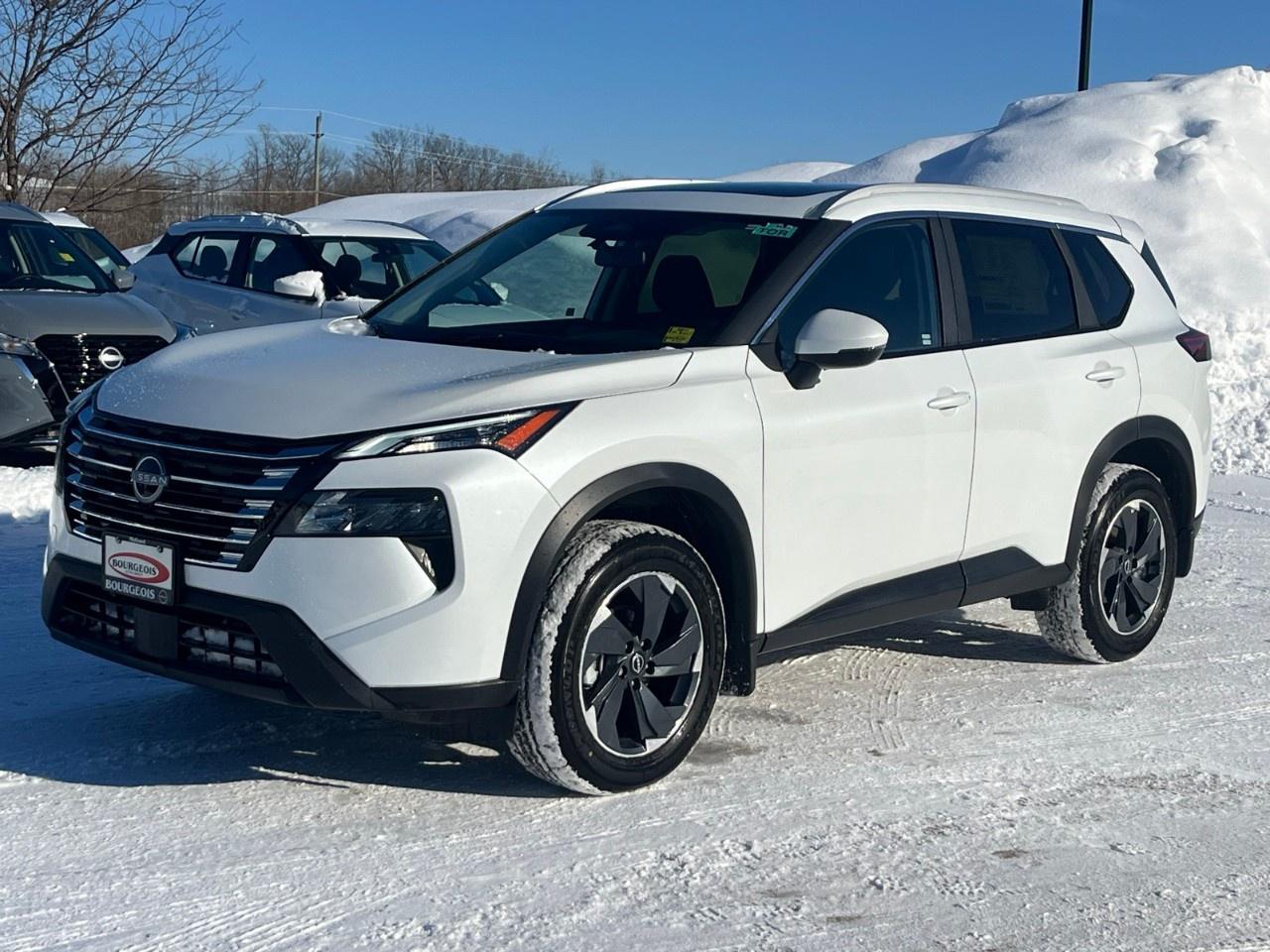 2026 Nissan Rogue AWD SV Moonroof Photo
