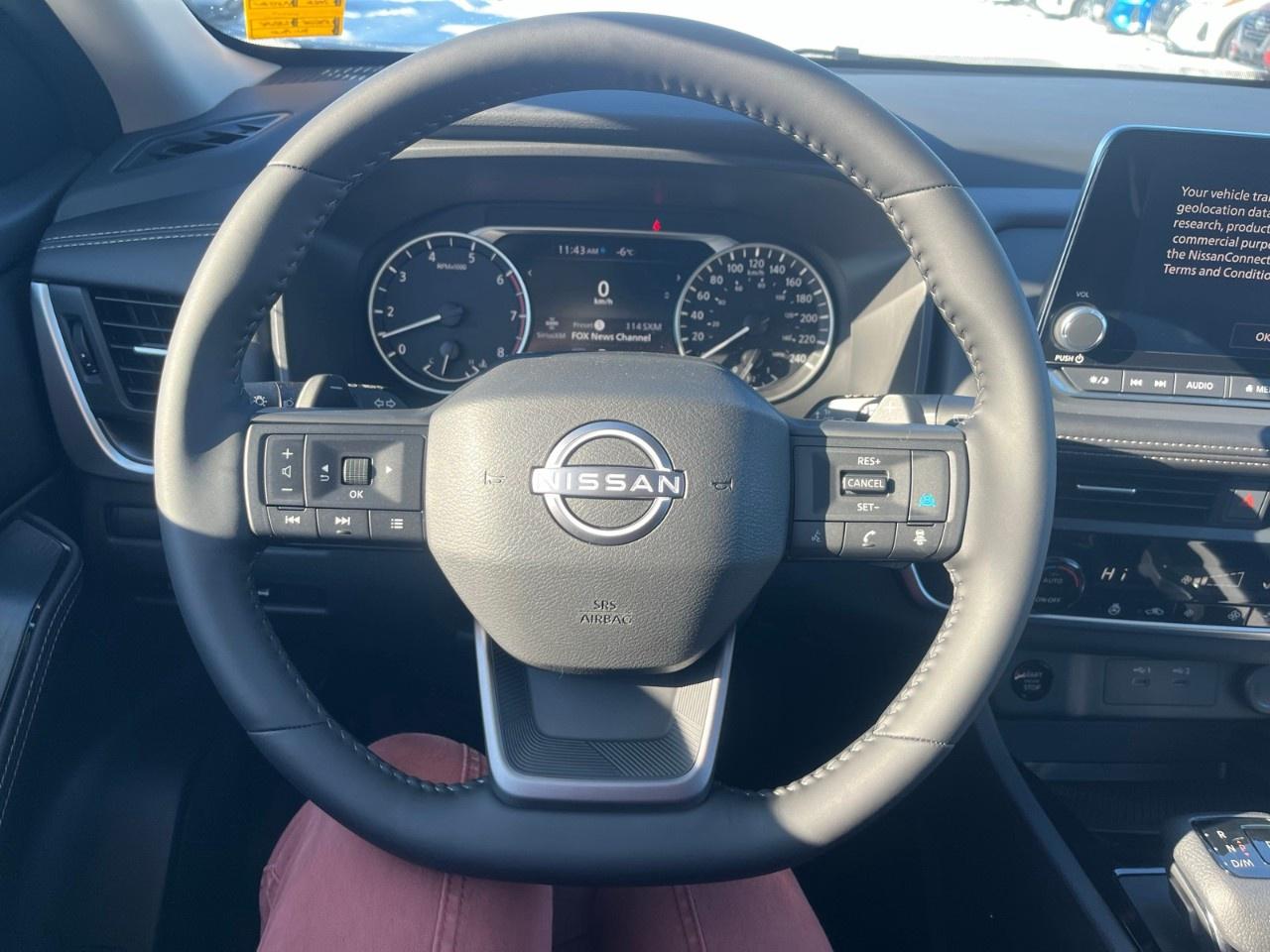 2026 Nissan Rogue AWD SV Moonroof Photo