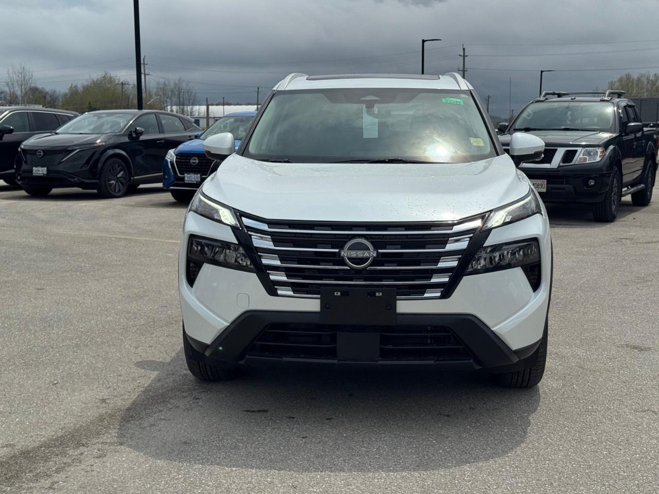 2026 Nissan Rogue AWD SV Moonroof Photo