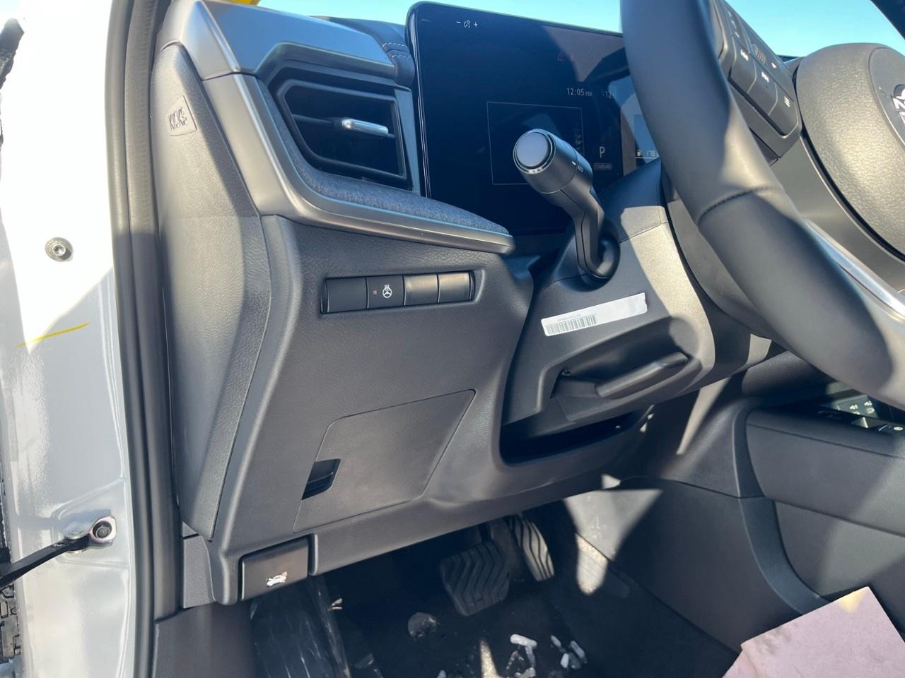 2026 Nissan Kicks SV AWD Photo