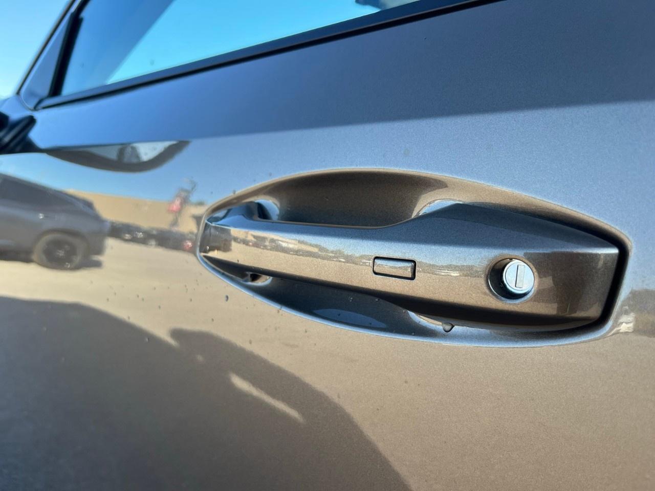 2026 Nissan Kicks SV AWD Photo