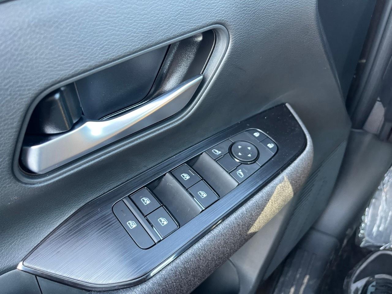 2026 Nissan Kicks SV AWD Photo