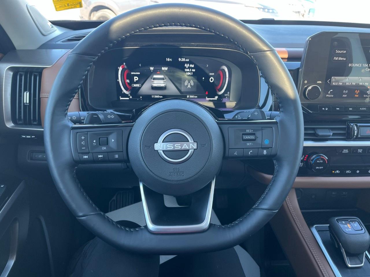 2024 Nissan Pathfinder Platinum 4WD Photo