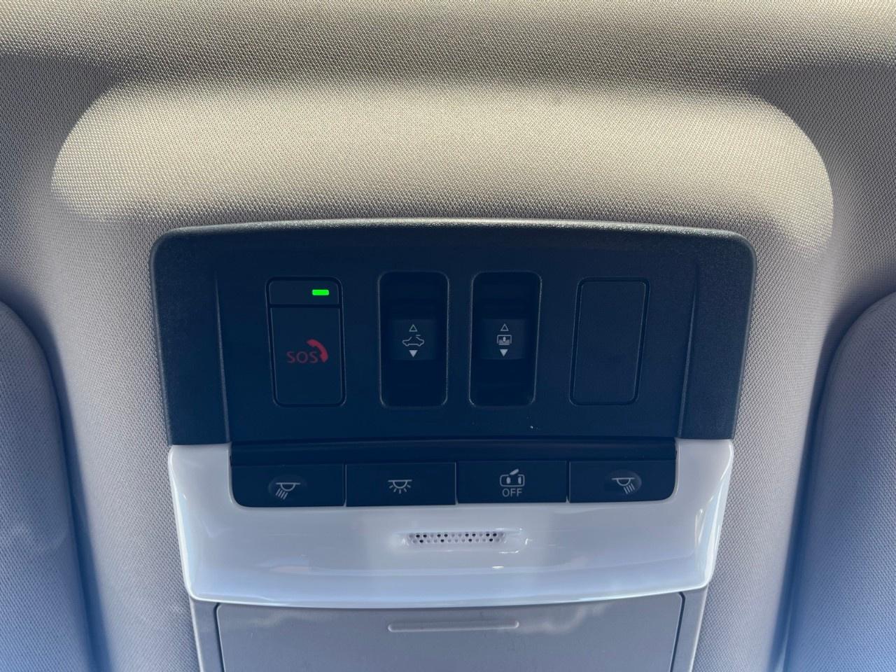 2024 Nissan Pathfinder Platinum 4WD Photo