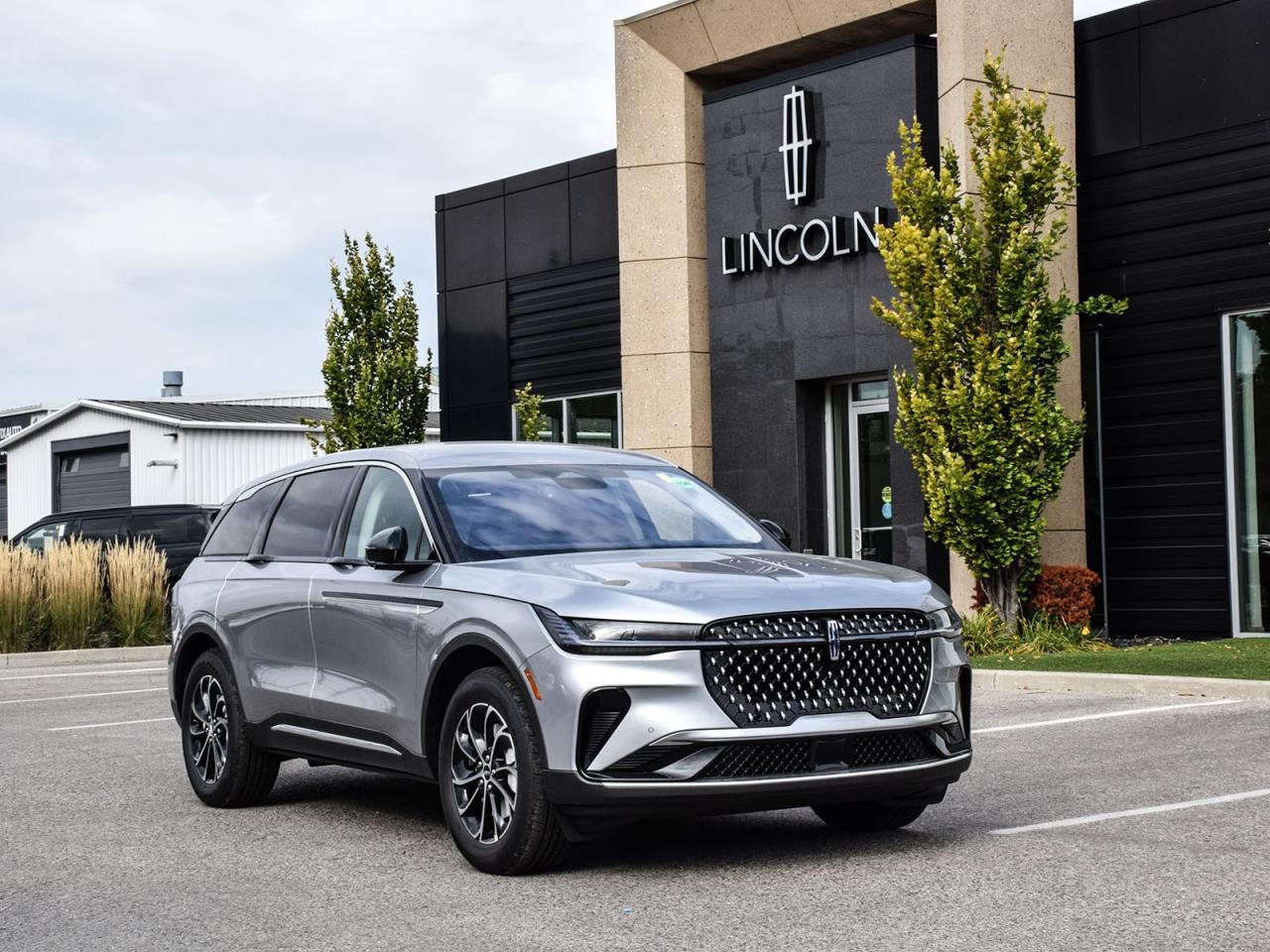 New 2025 Lincoln Nautilus Premiere for sale in Chatham, ON