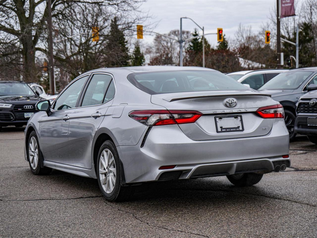 2023 Toyota Camry SE | NO ACCIDENTS | LEATHER | ALLOYS Photo