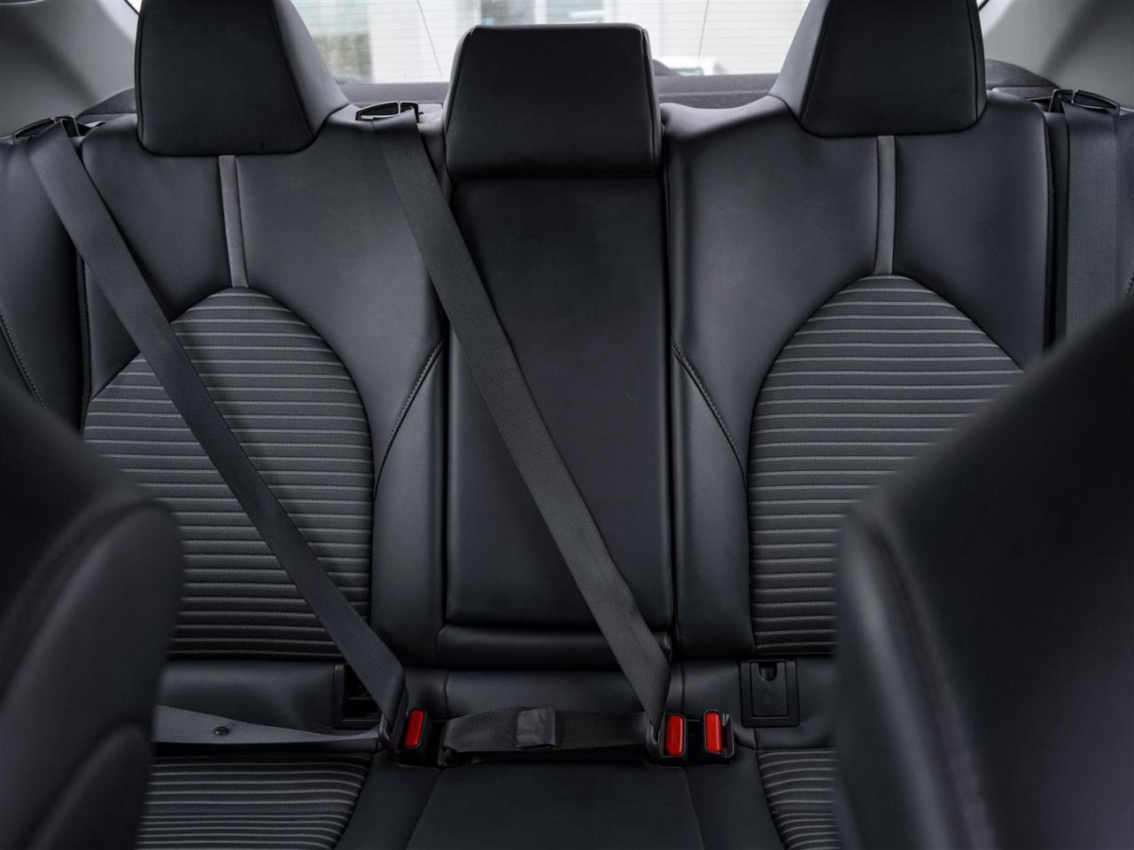 2023 Toyota Camry SE | NO ACCIDENTS | LEATHER | ALLOYS Photo