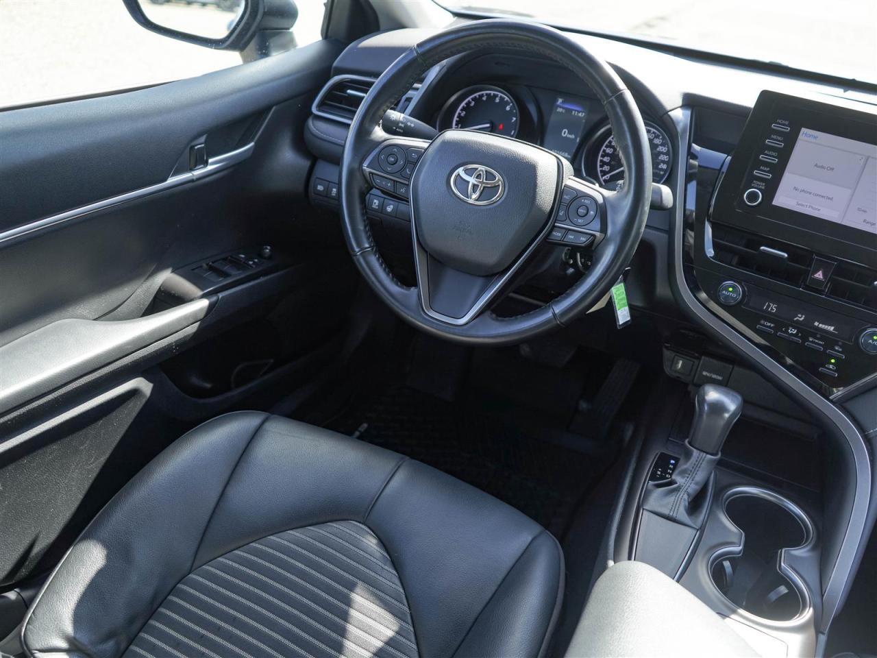 2023 Toyota Camry SE | NO ACCIDENTS | LEATHER | ALLOYS Photo