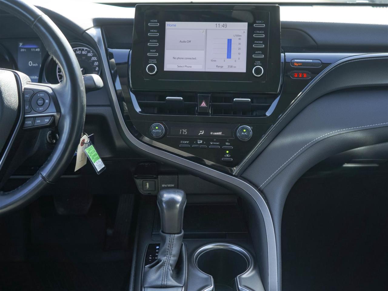 2023 Toyota Camry SE | NO ACCIDENTS | LEATHER | ALLOYS Photo