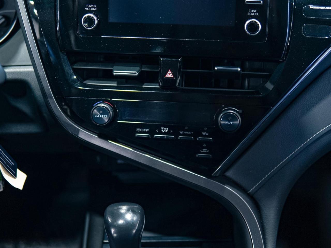 2023 Toyota Camry SE | NO ACCIDENTS | LEATHER | ALLOYS Photo