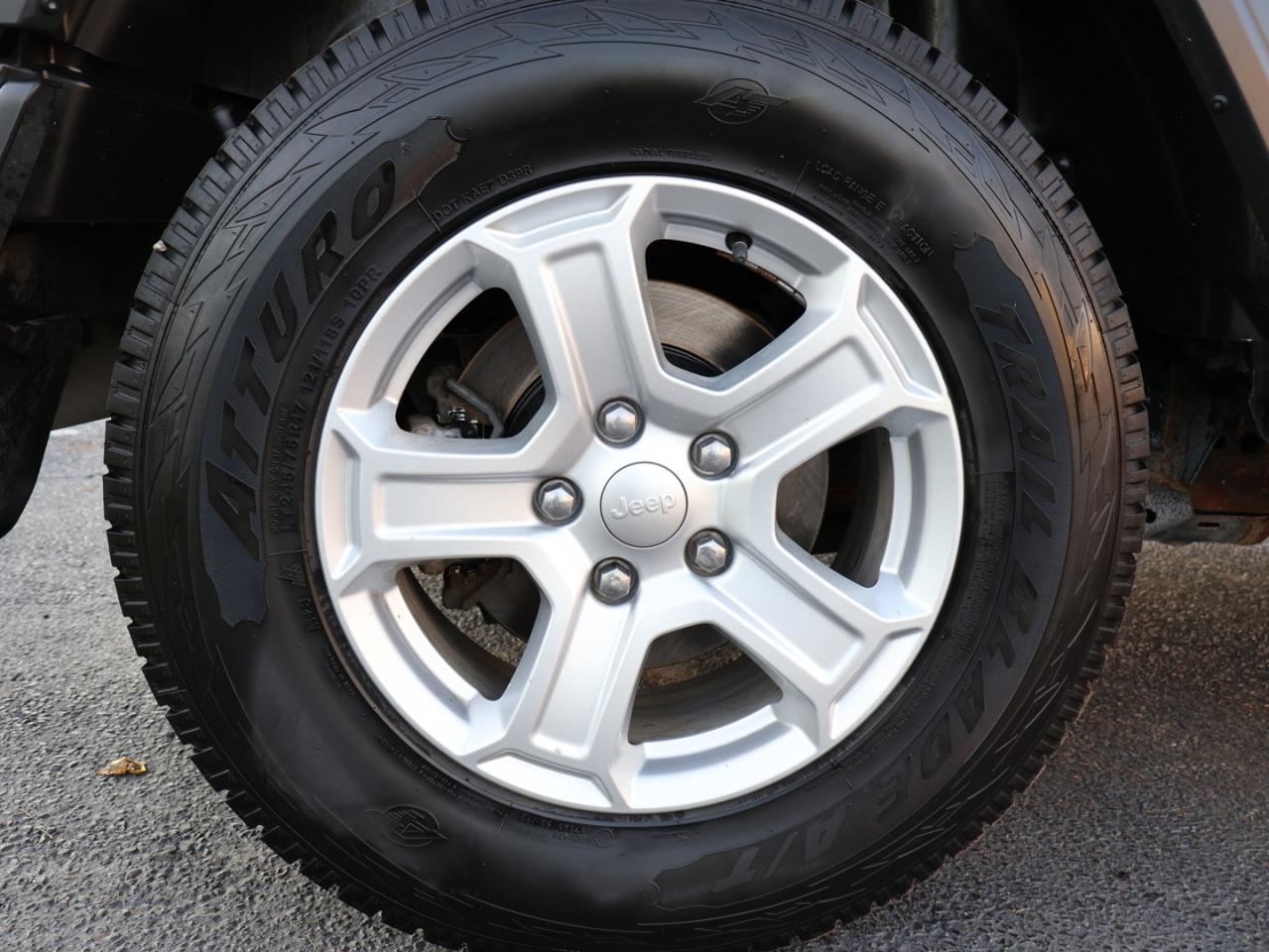 2018 Jeep Wrangler JK V6 UNLIMITED SPORT 4WD CERTIFIED *ACCIDENT FREE* CAMERA BLUETOOTH CRUISE ALLOYS - Photo #35