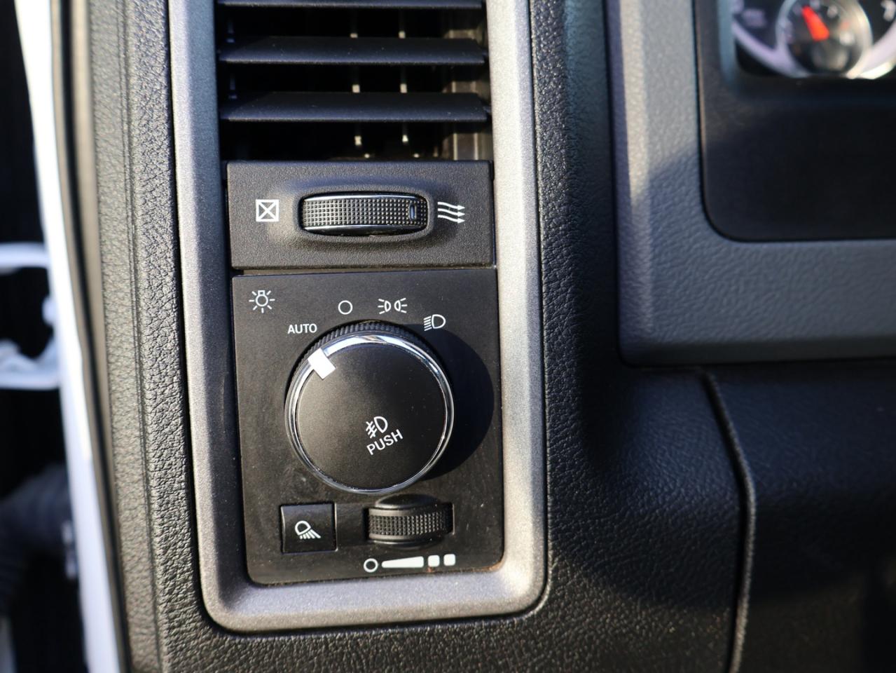 2019 RAM 1500 TRADESMAN 4WD CERTIFIED *1 OWNER*ACCIDENT FREE* CAMERA BLUETOOTH CRUISE ALLOYS - Photo #23