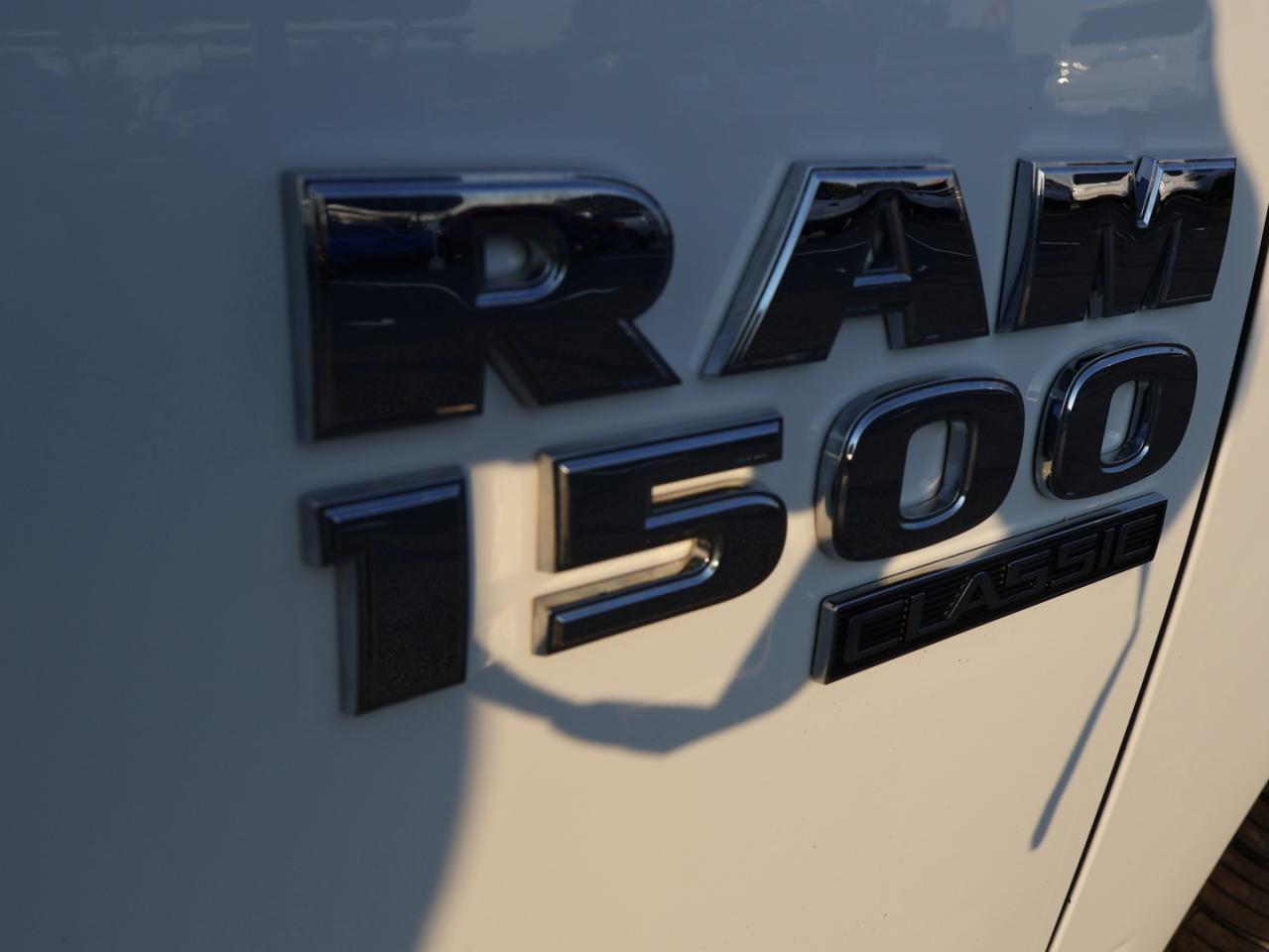 2019 RAM 1500 TRADESMAN 4WD CERTIFIED *1 OWNER*ACCIDENT FREE* CAMERA BLUETOOTH CRUISE ALLOYS - Photo #27