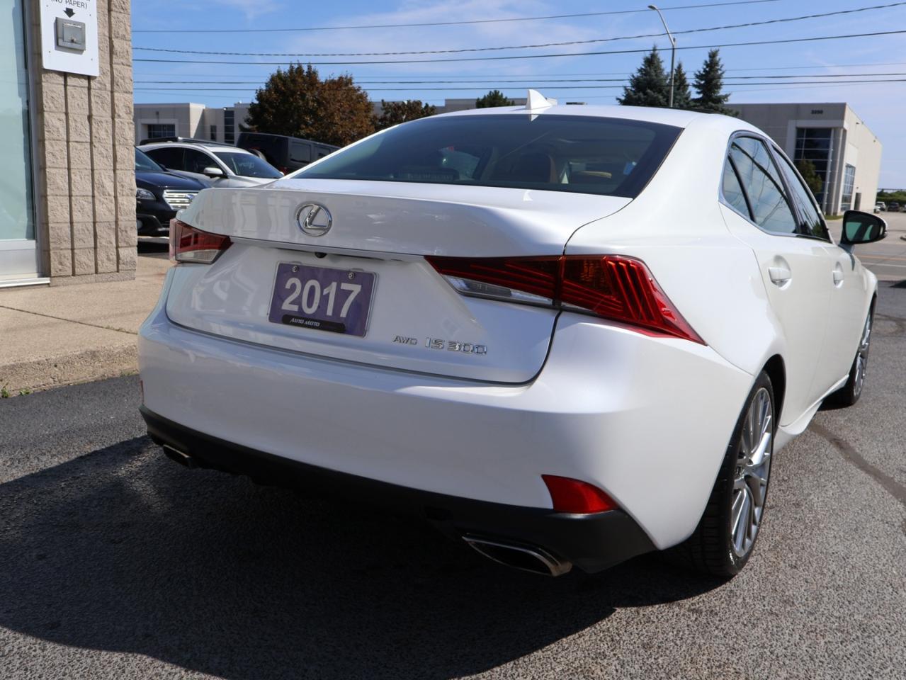 2017 Lexus IS 300 PREMIUM AWD CERTIFIED CAMERA BLUETOOTH LEATHER HEAT/COOL SUNROOF CRUISE ALLOYS - Photo #6