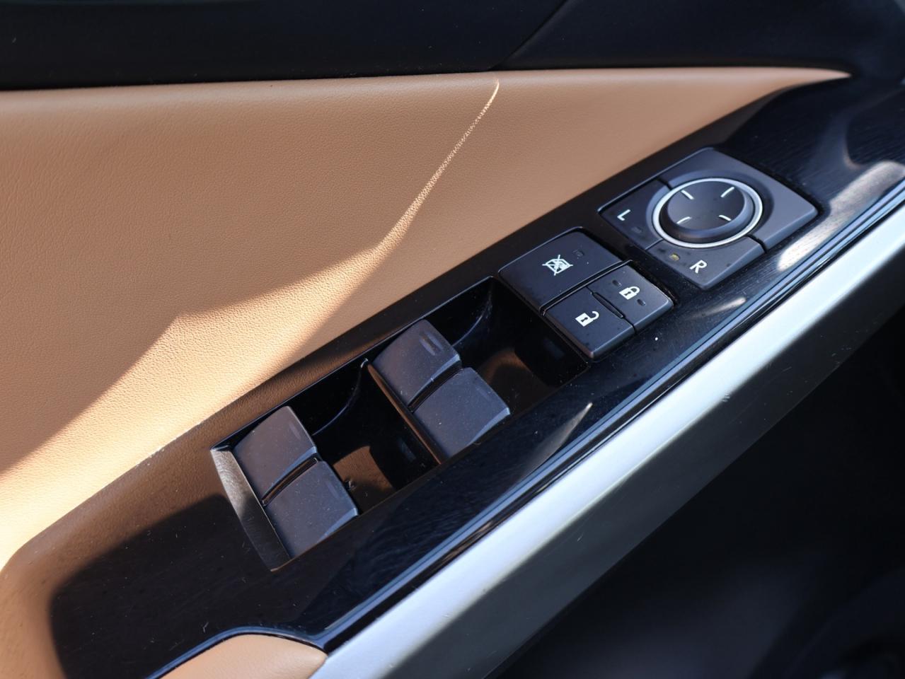 2017 Lexus IS 300 PREMIUM AWD CERTIFIED CAMERA BLUETOOTH LEATHER HEAT/COOL SUNROOF CRUISE ALLOYS - Photo #31