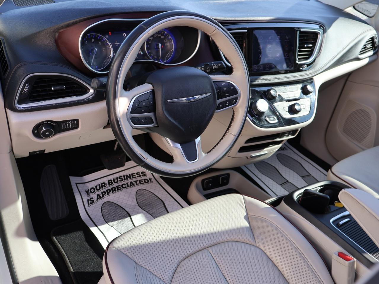 2019 Chrysler Pacifica LIMITED CERTIFIED *CHRYSLER MAINTAIN*7 SEATS* NAVI 360 CAMERA PANO ROOF HEAT/COOL LEATHER P,SENSORS CHROME - Photo #9