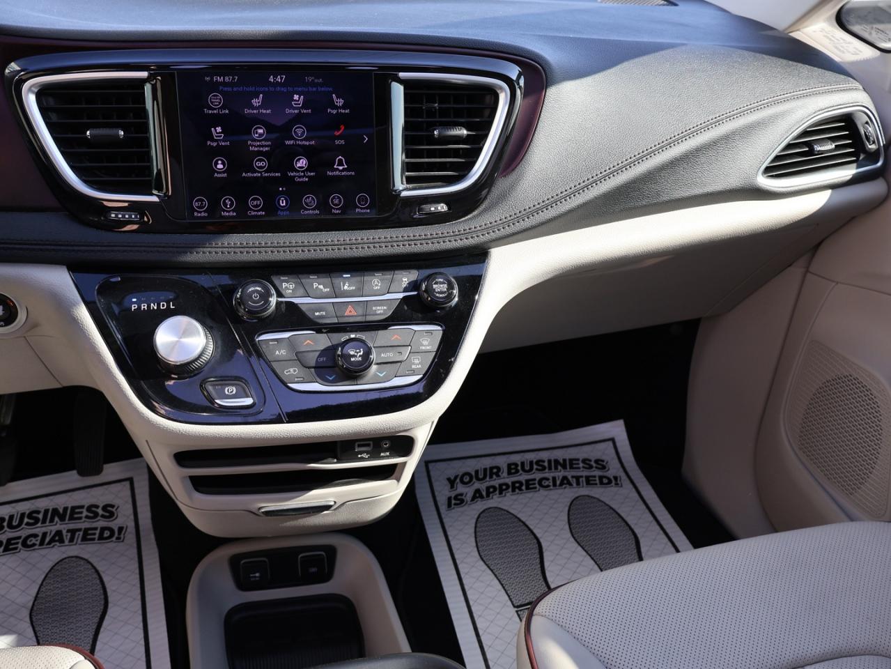 2019 Chrysler Pacifica LIMITED CERTIFIED *CHRYSLER MAINTAIN*7 SEATS* NAVI 360 CAMERA PANO ROOF HEAT/COOL LEATHER P,SENSORS CHROME - Photo #12