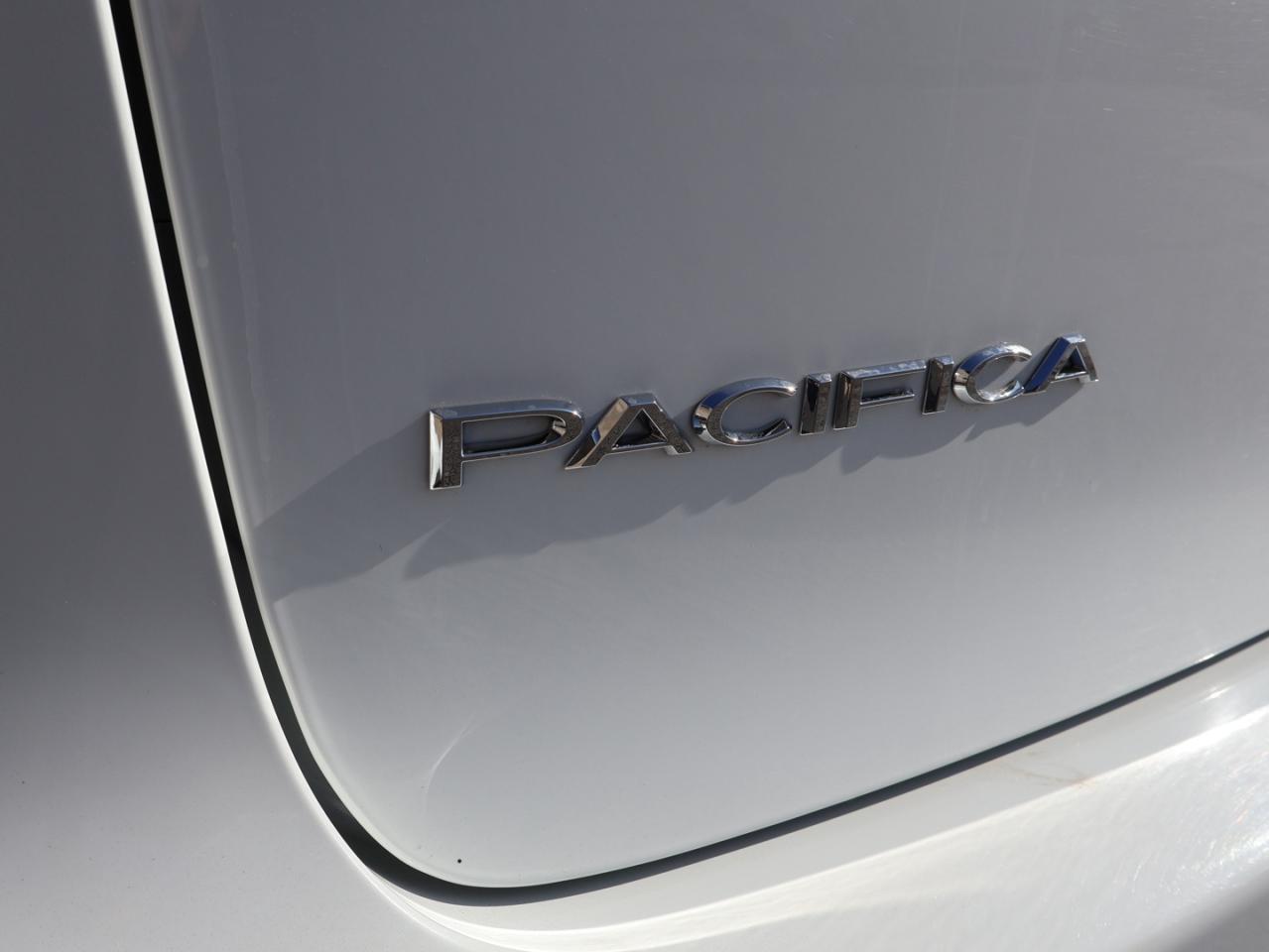 2019 Chrysler Pacifica LIMITED CERTIFIED *CHRYSLER MAINTAIN*7 SEATS* NAVI 360 CAMERA PANO ROOF HEAT/COOL LEATHER P,SENSORS CHROME - Photo #41