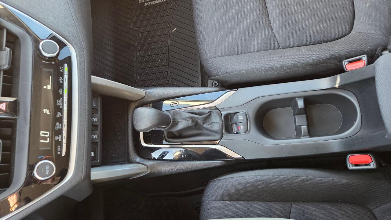 2024 Toyota Corolla Cross LE AWD - Photo #16