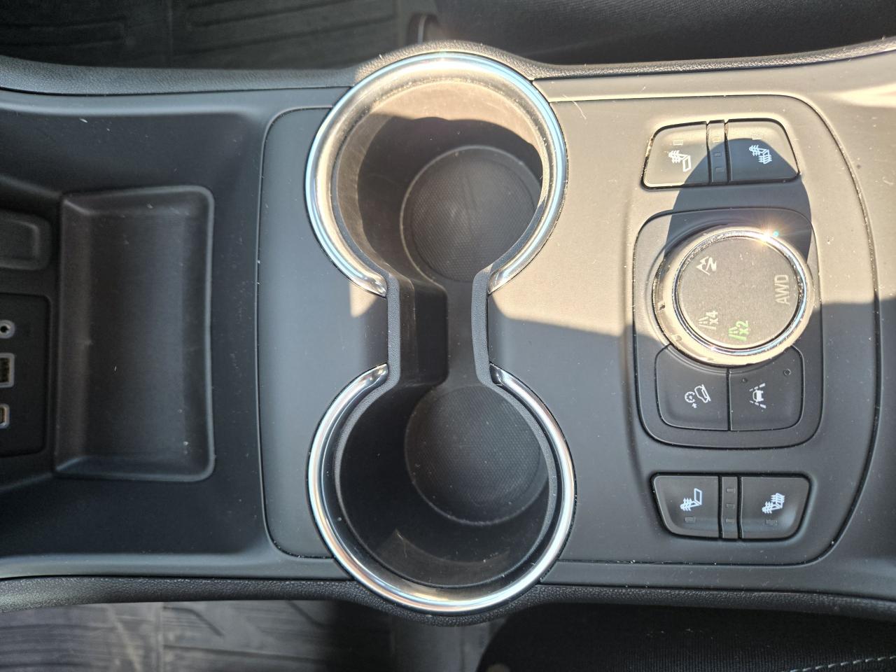 2024 GMC Terrain SLE - Photo #13