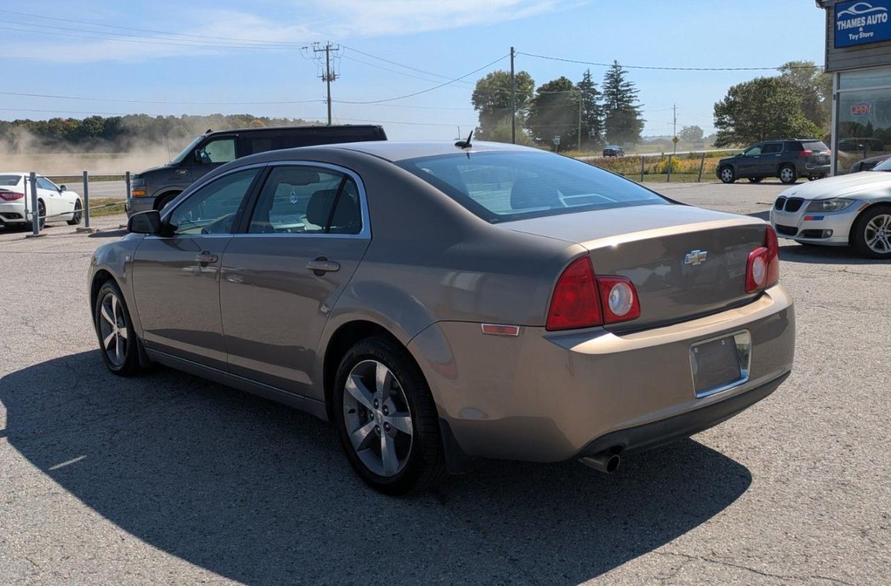 2008 Chevrolet Malibu 2LT - Photo #3