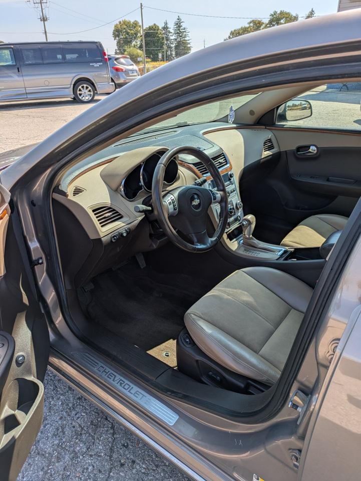 2008 Chevrolet Malibu 2LT - Photo #10