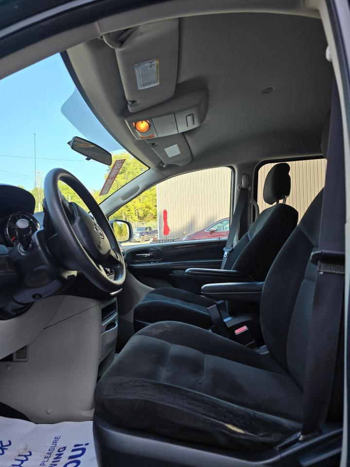2015 Dodge Grand Caravan 4dr Wgn SXT - Photo #13