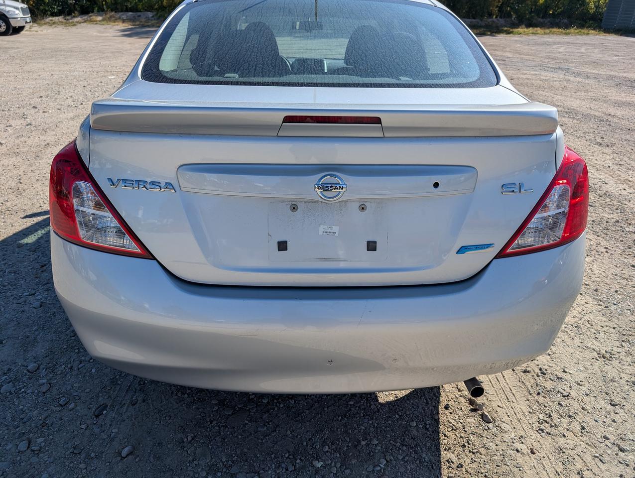 2014 Nissan Versa SL - Photo #7
