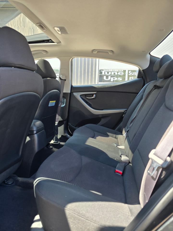 2016 Hyundai Elantra 4dr Sdn Auto Sport Appearance - Photo #13