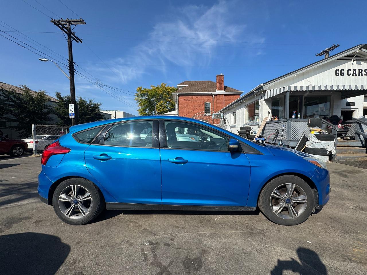 2014 Ford Focus SE HB | NO ACCIDENTS | CERTIFIED | 43 RECORDS - Photo #4
