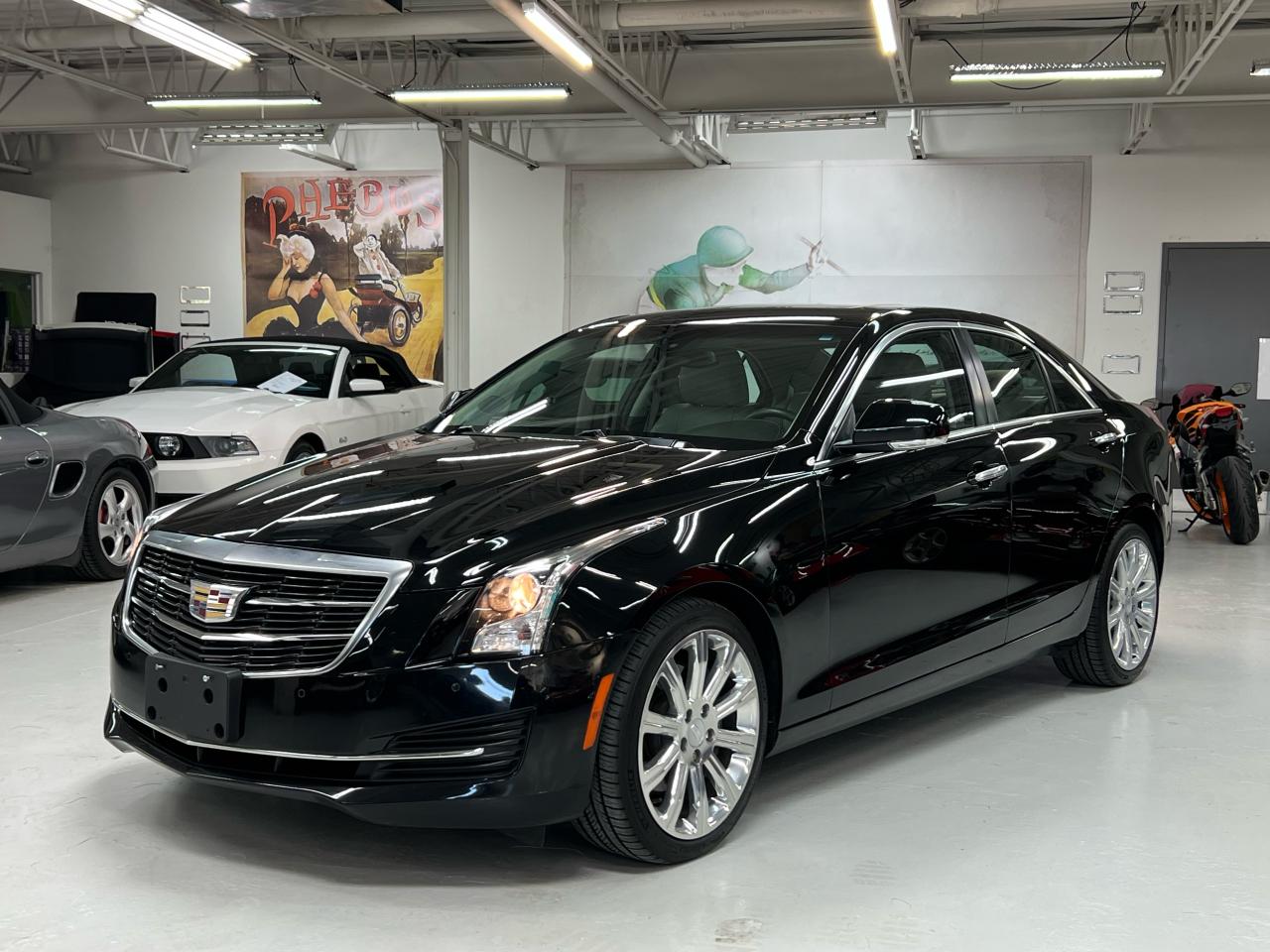 2018 Cadillac ATS 4dr Sdn 2.0L Luxury AWD Apple Car Play Photo2