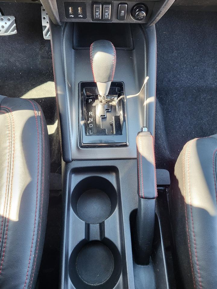 2022 Mitsubishi RVR SE-LTD Photo