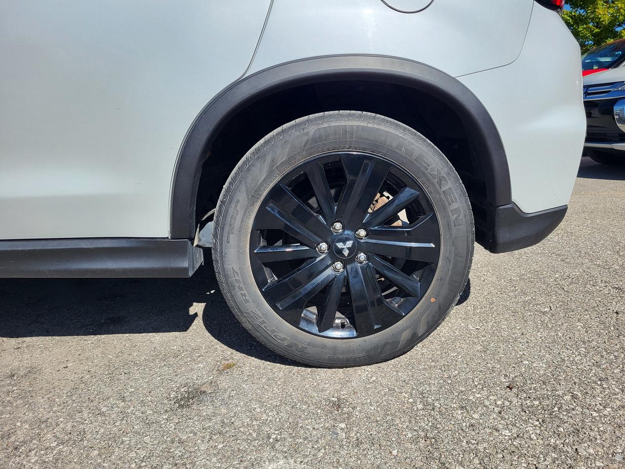 2022 Mitsubishi RVR SE-LTD Photo