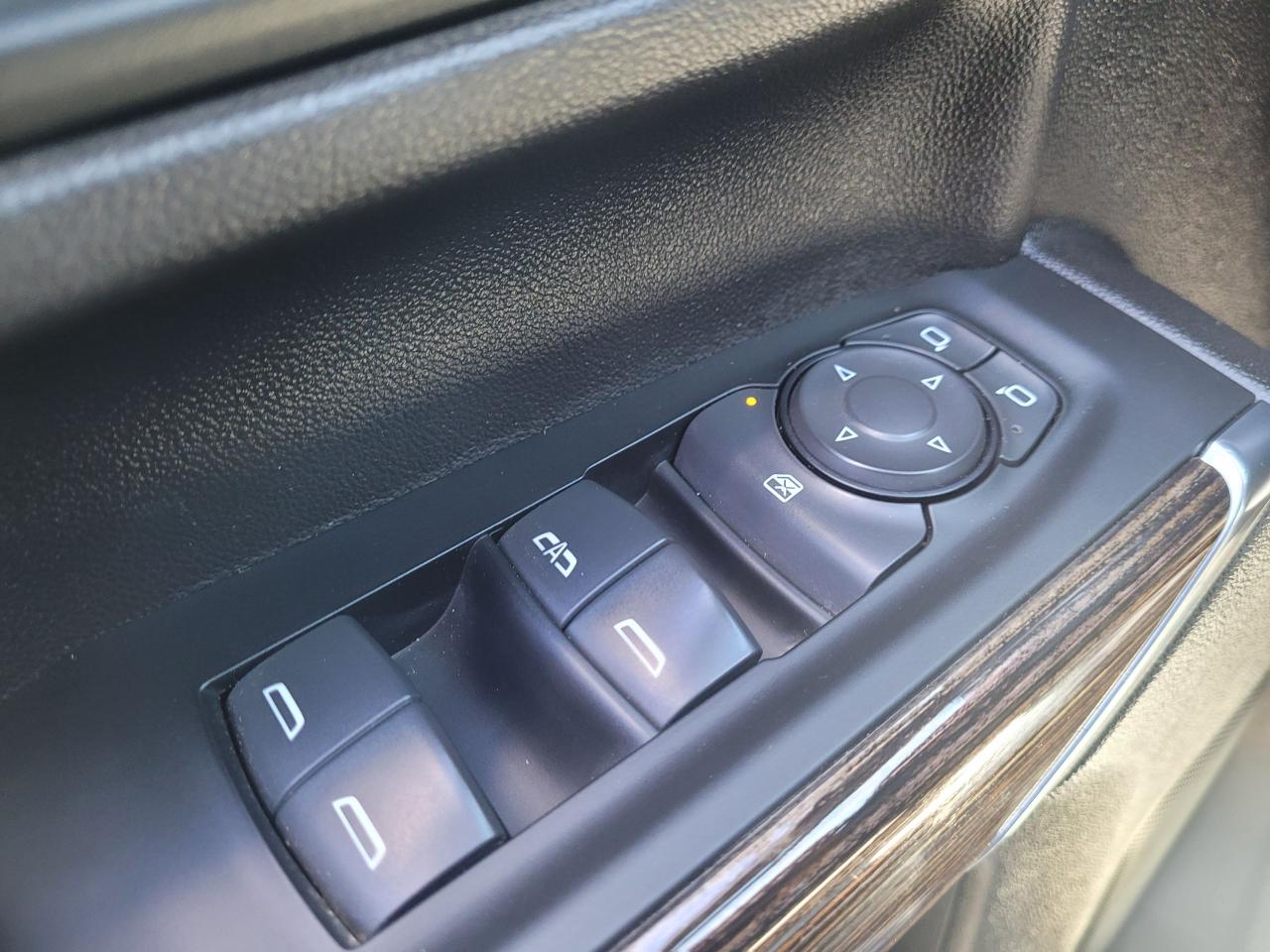 2023 GMC Sierra SLE 2500 4X4 Photo5
