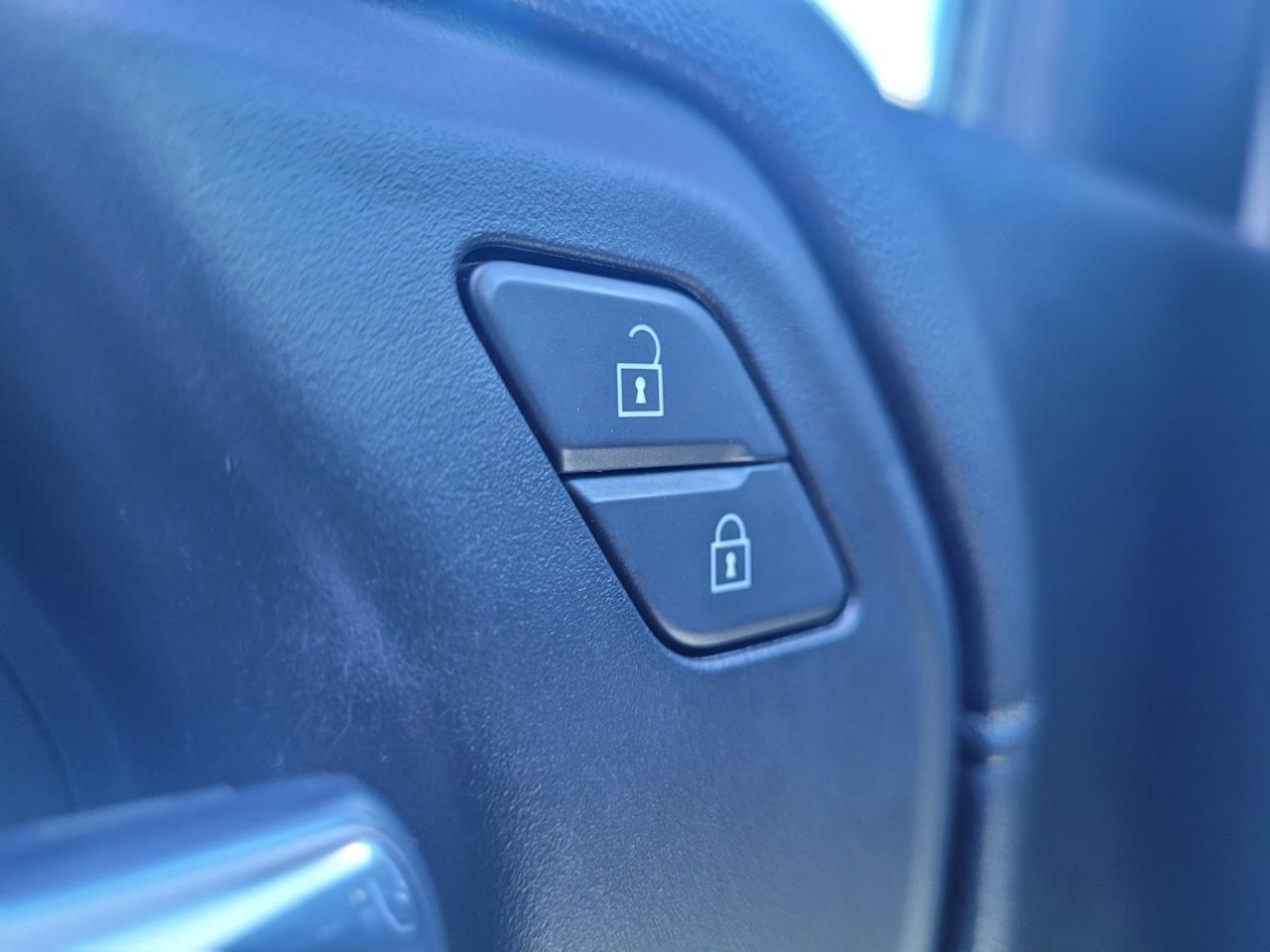2023 GMC Sierra SLE 2500 4X4 Photo5