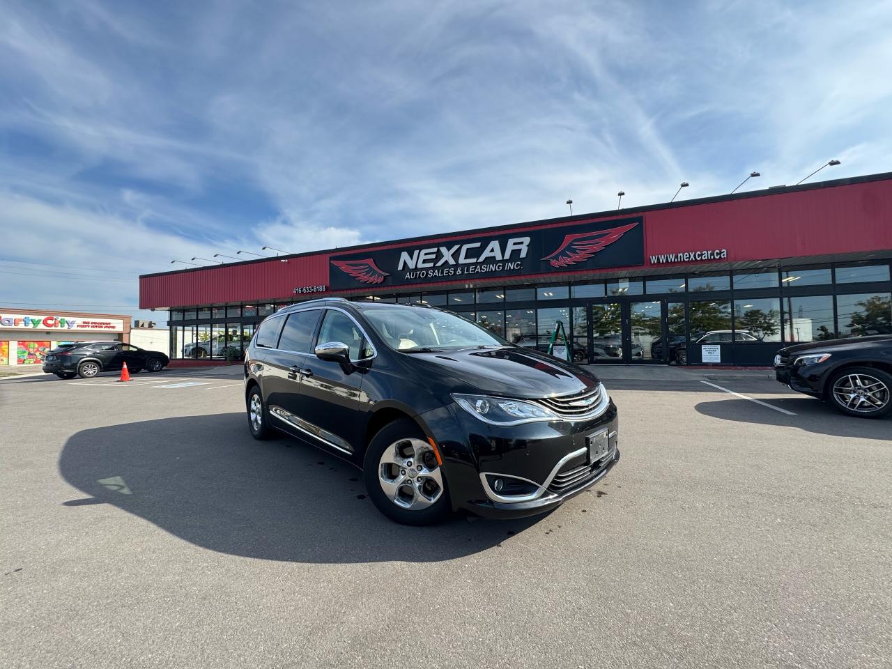 2018 Chrysler Pacifica Hybrid LIMITED LEATHER NAV P/DOORS & TAILGATE CAMERA