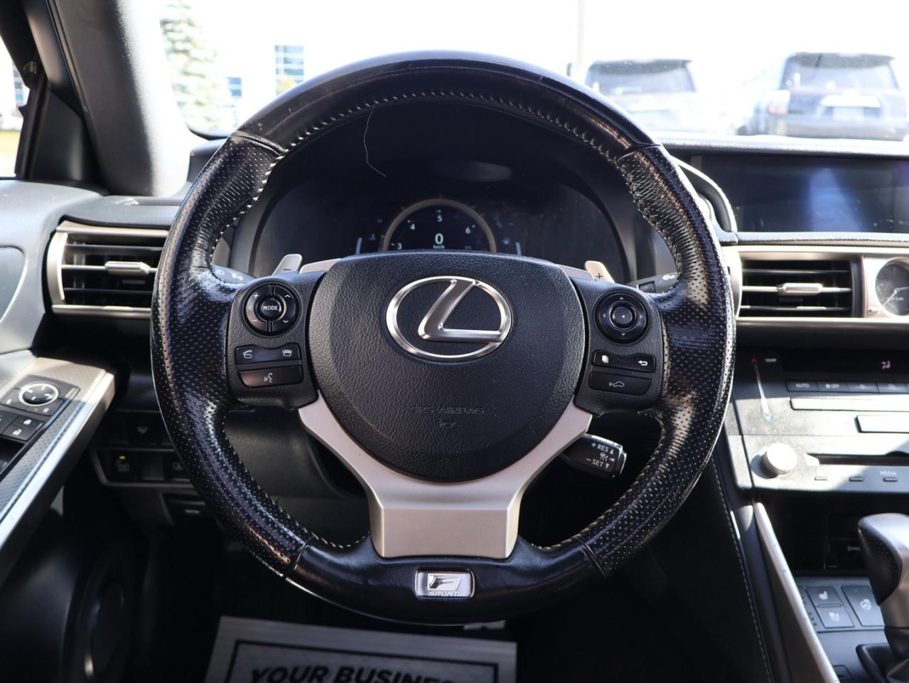 2016 Lexus IS 300 F SPORT AWD CERTIFIED CAMERA NAV BLUETOOTH LEATHER HEATED SEATS SUNROOF CRUISE ALLOYS - Photo #10