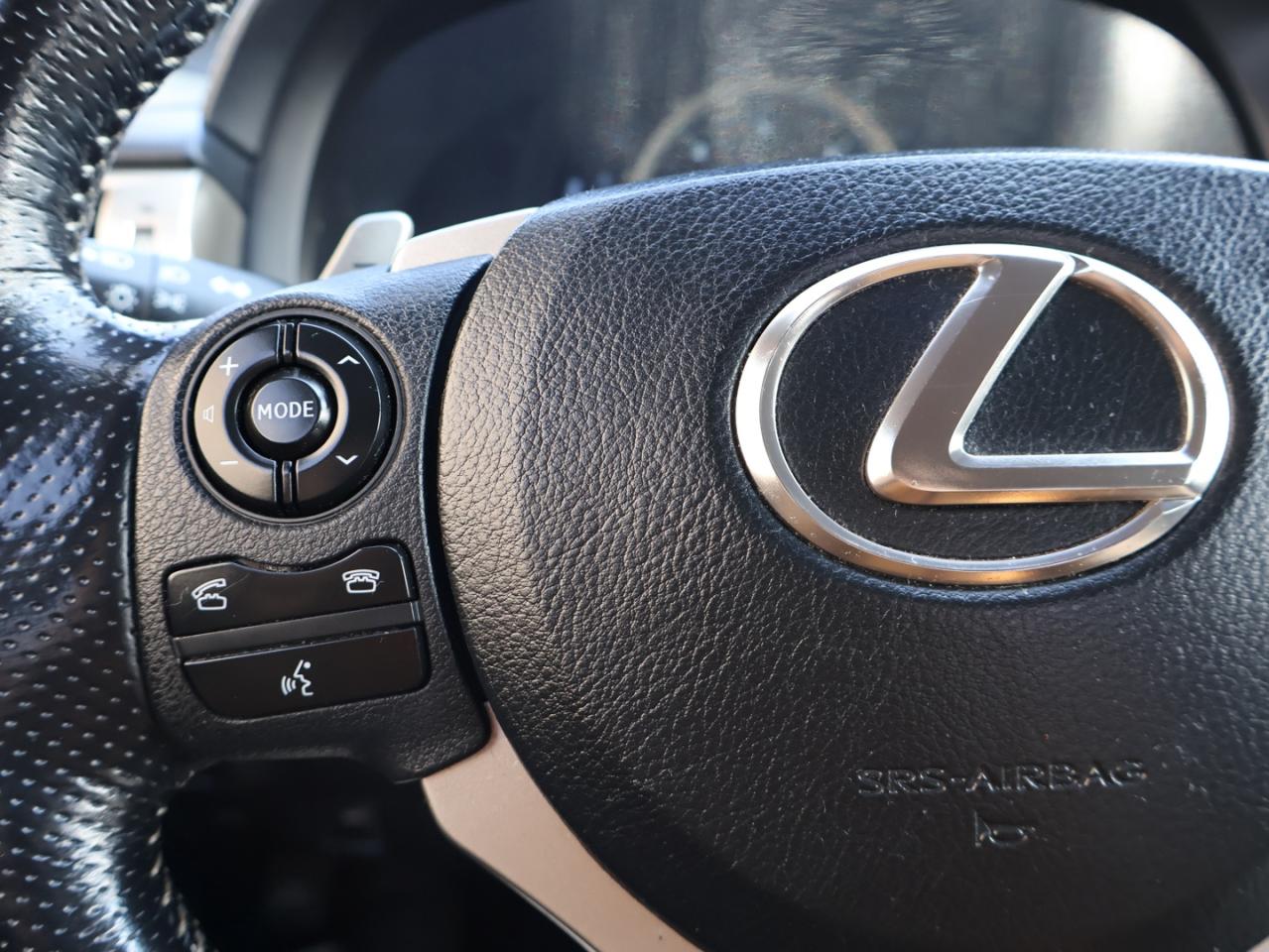 2016 Lexus IS 300 F SPORT AWD CERTIFIED CAMERA NAV BLUETOOTH LEATHER HEATED SEATS SUNROOF CRUISE ALLOYS - Photo #37