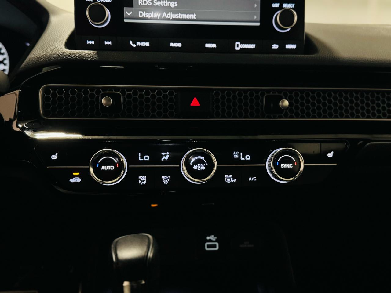 2024 Honda Civic Sport Touring - Photo #15