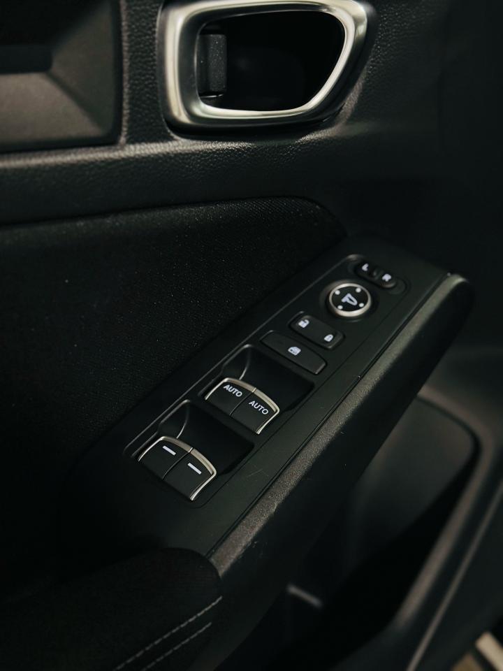 2024 Honda Civic Sport Touring - Photo #9