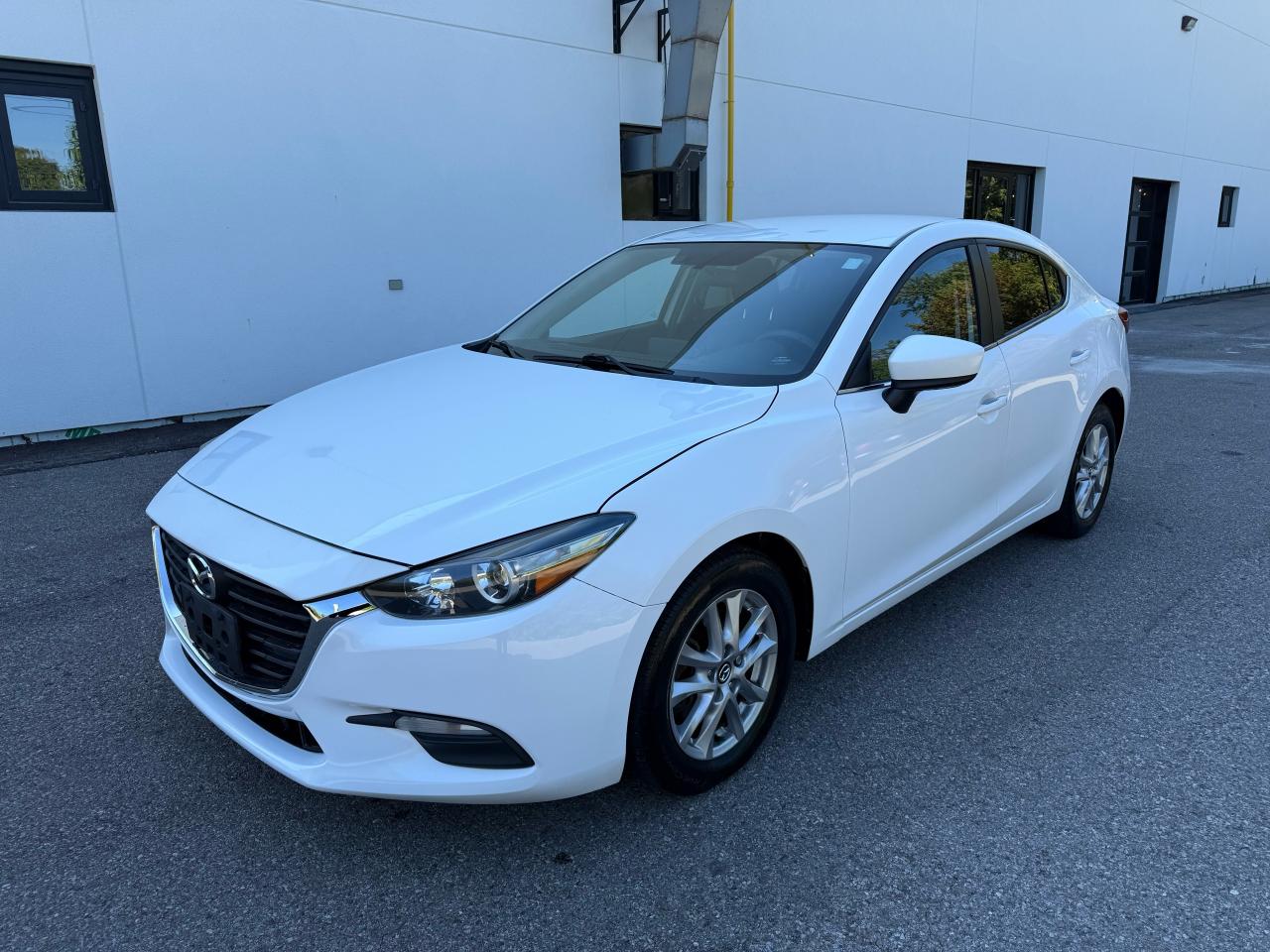 Used 2017 Mazda MAZDA3 SE for sale in North York, ON