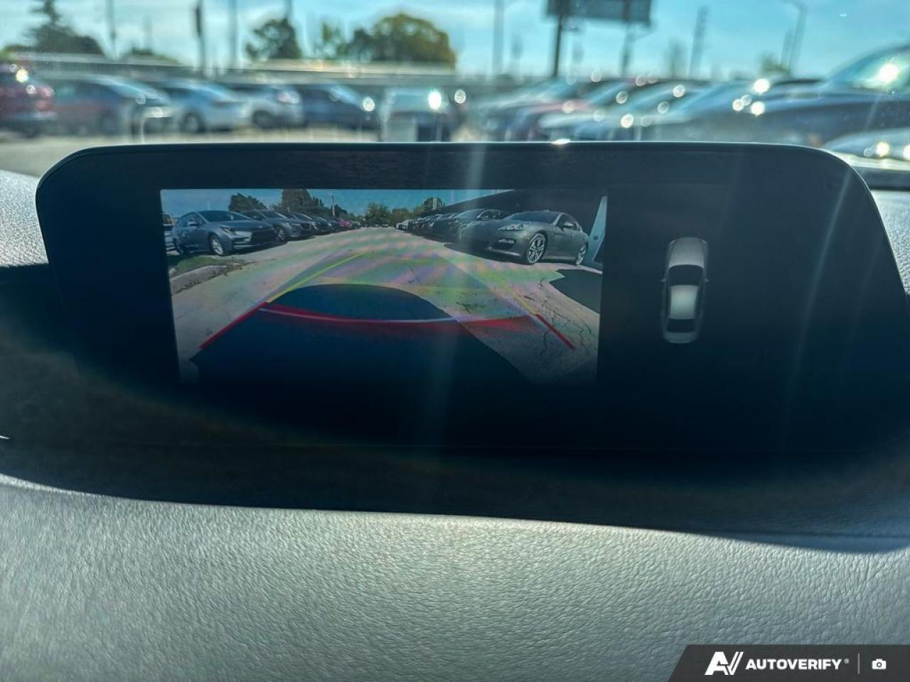 2019 Mazda MAZDA3 GT / NO ACCIDENTS / LEATHER / ROOF / NAV / LOADED - Photo #16